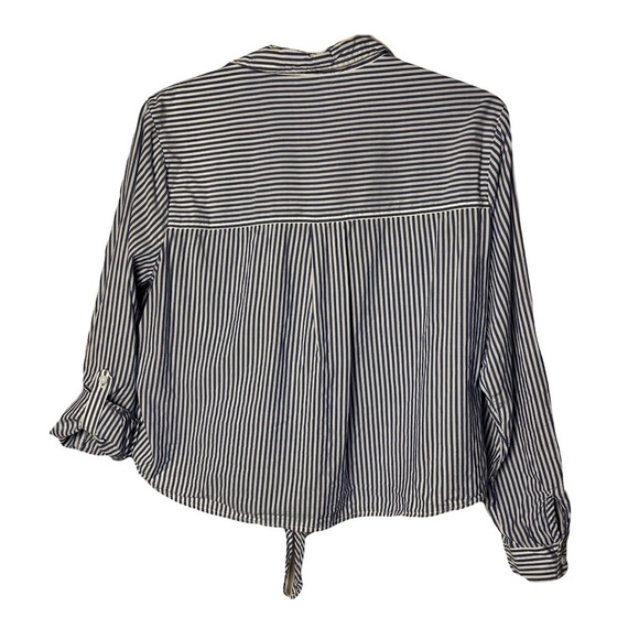 BeachLunchLounge | Blue Striped Boxy Button Front Tie Waist Top, XL - Picture 2 of 7